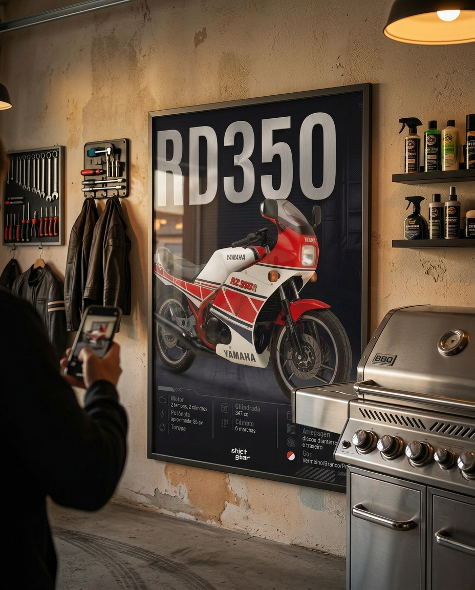 Quadro Blueprint RD350 pendurado na parede